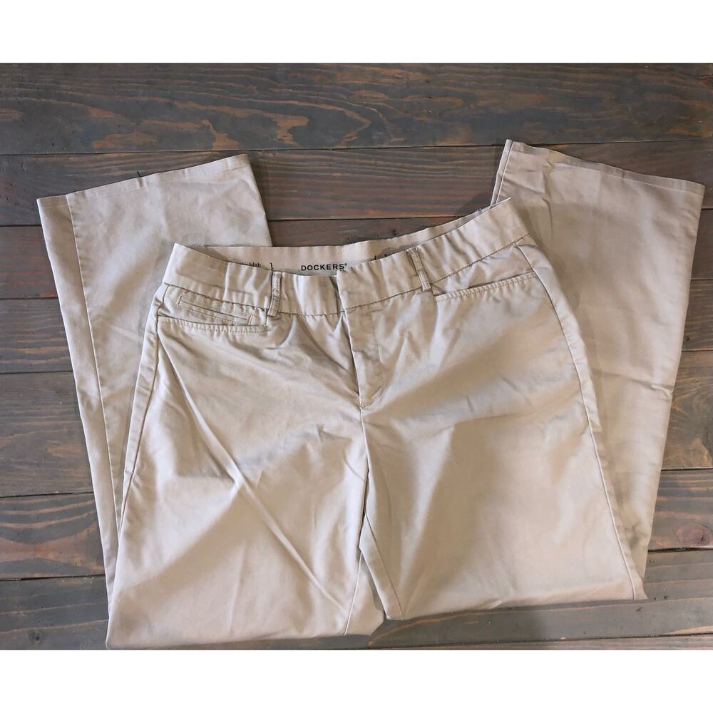 Dockers elastic waist wide leg trousers khaki pants women's size 14 short